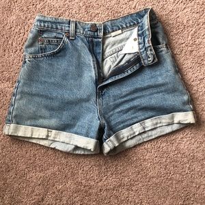 High Waisted Levi Shorts